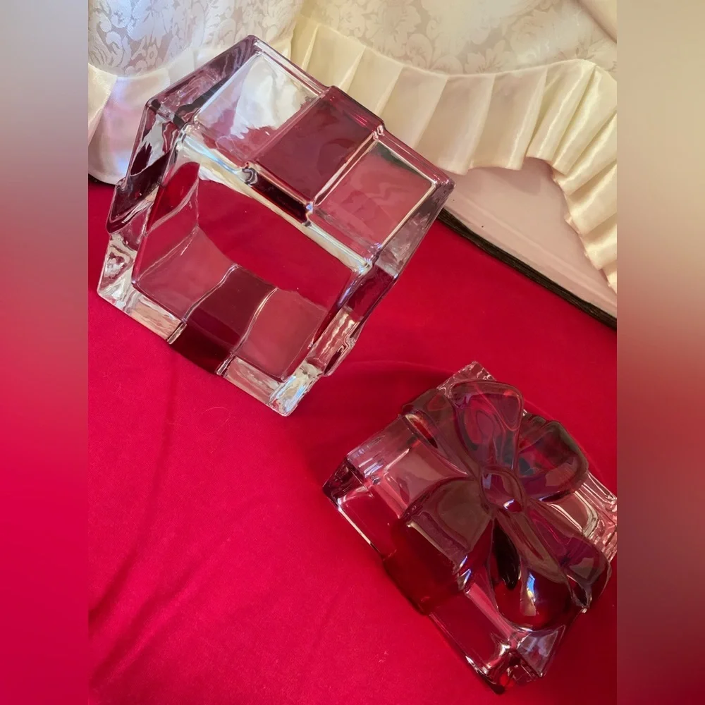 GODINGER VINTAGE GLASS BOW BOX